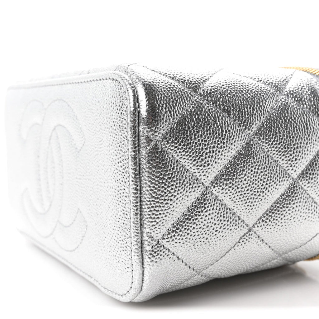 Metallic Caviar Quilted Top Handle Slim Vanity Case With Chain Silver