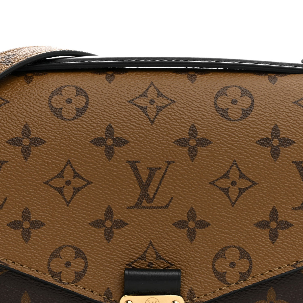 Reverse Monogram Pochette Metis