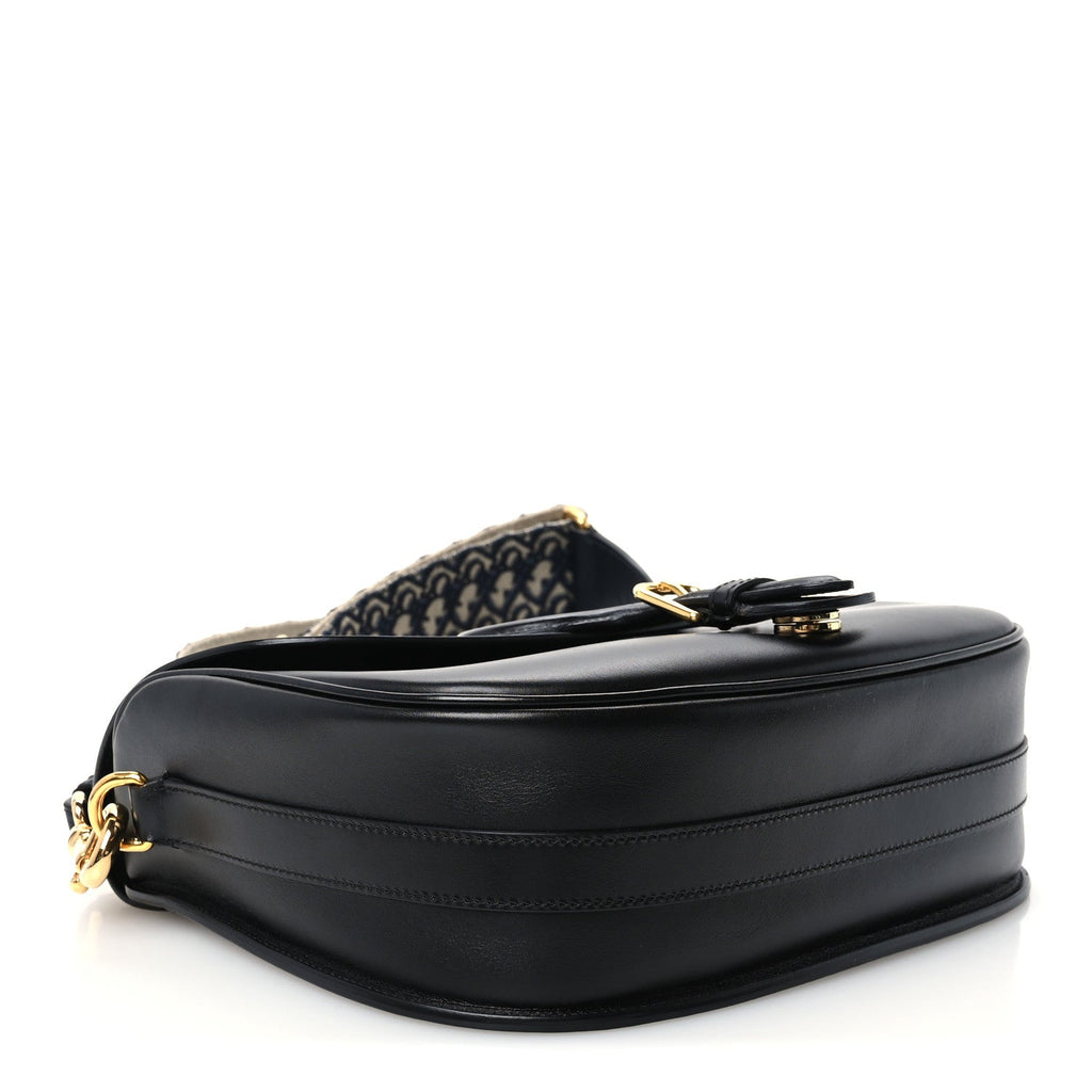 Box Calfskin Large Bobby Flap Black