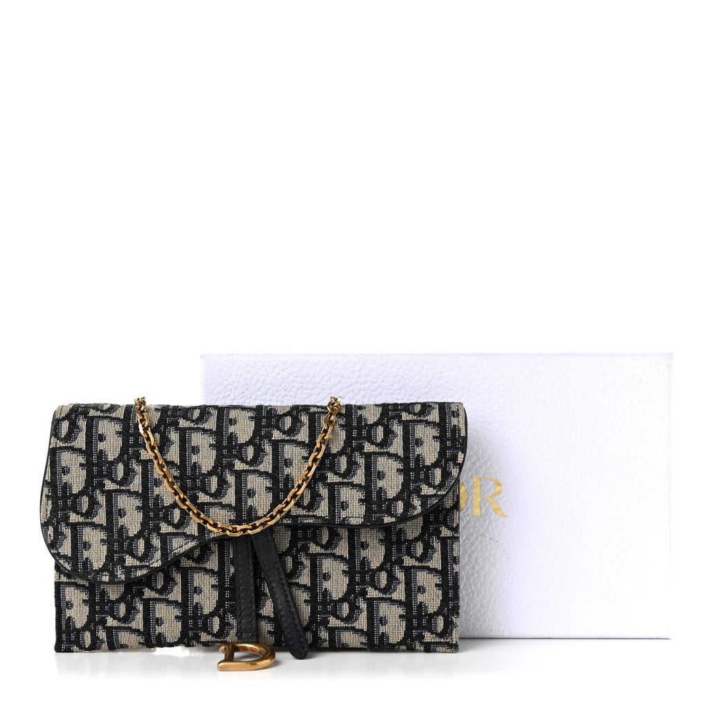 Oblique Saddle Chain Long Wallet Blue