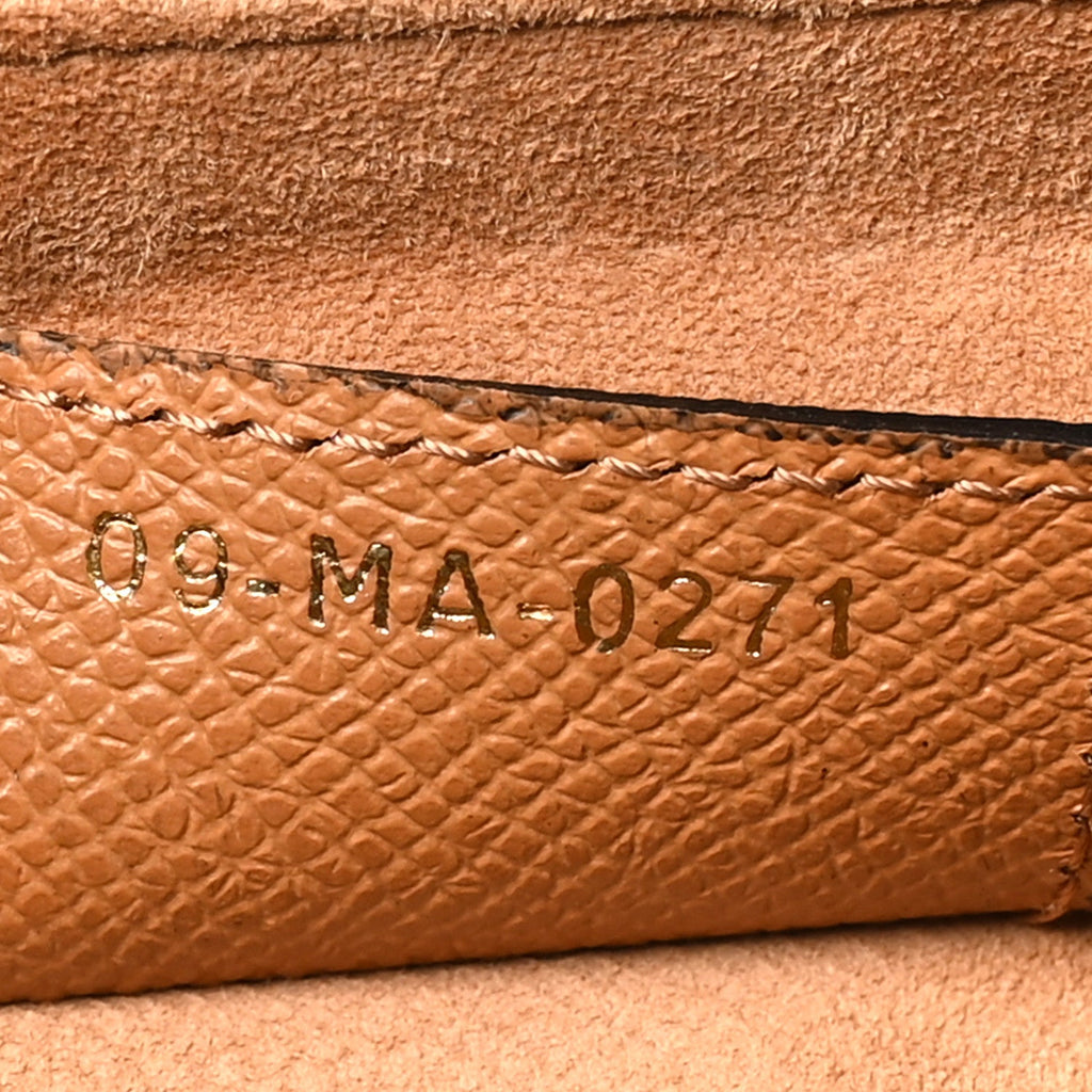 Grained Calfskin Saddle Bag Camello