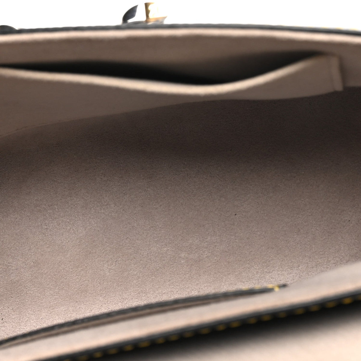 Epi Twist Shoulder Bag MM Denim Light