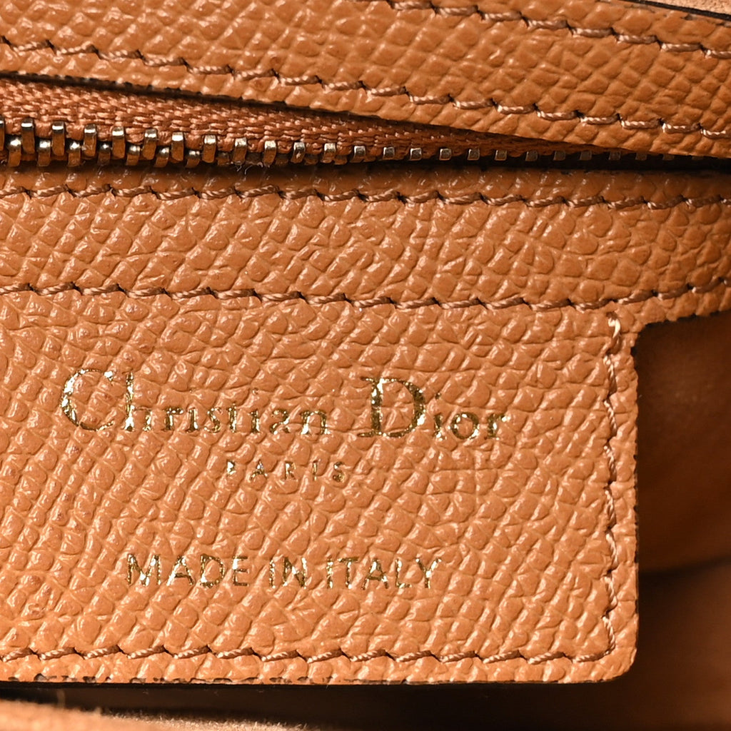 Grained Calfskin Saddle Bag Camello