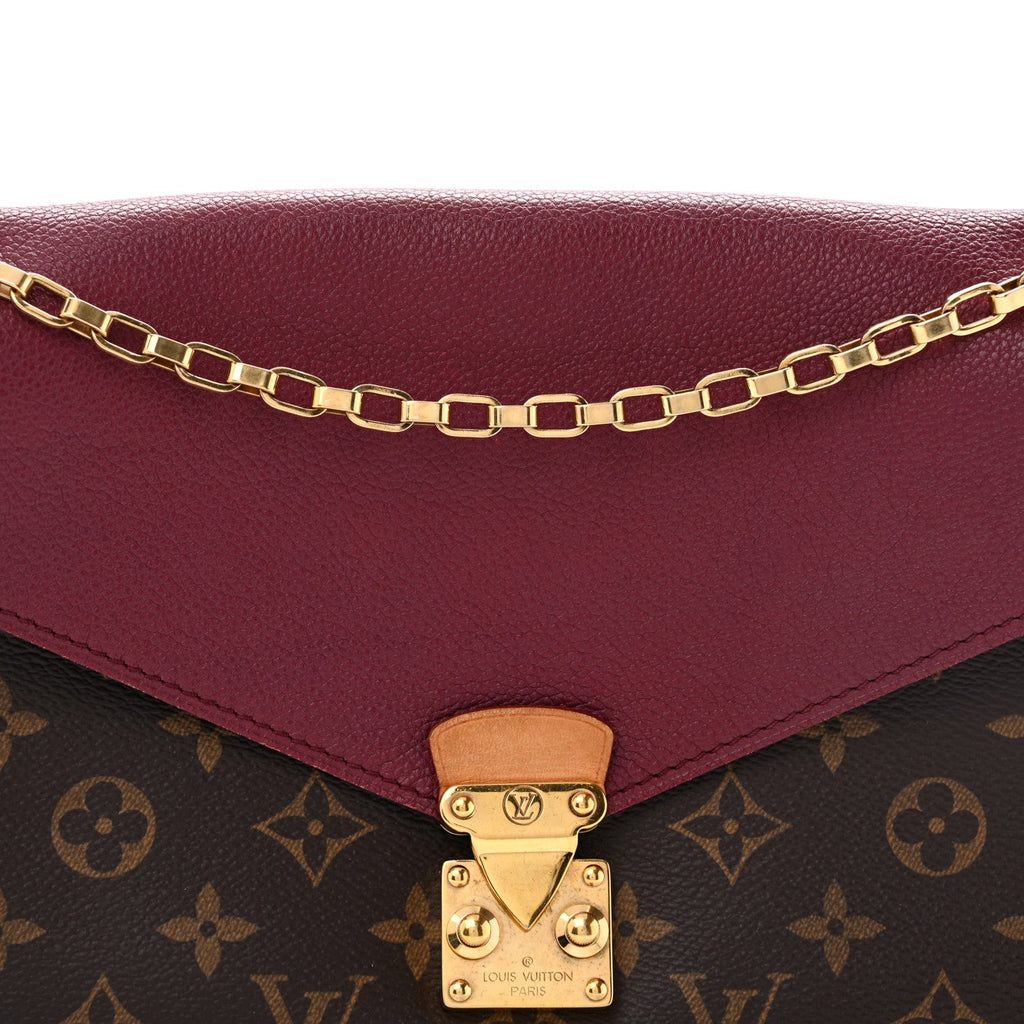 Monogram Pallas Chain Aurore