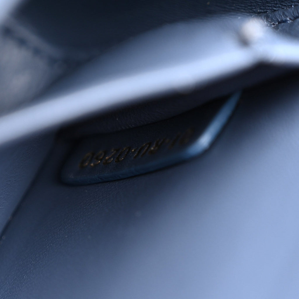 Box Calfskin 30 Montaigne Box Bag Blue