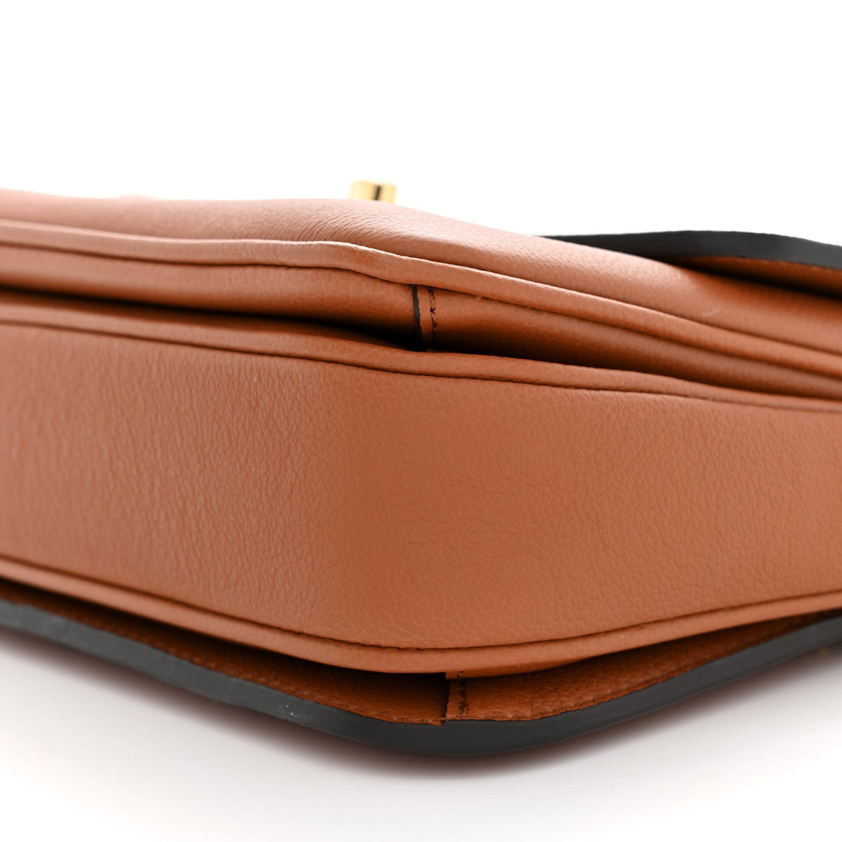 Grained Calfskin Lockme Oxford Cognac