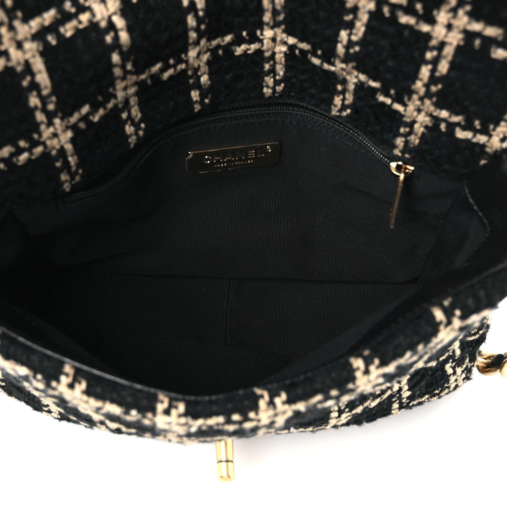 Tweed Quilted Medium Chanel 19 Flap Black Beige