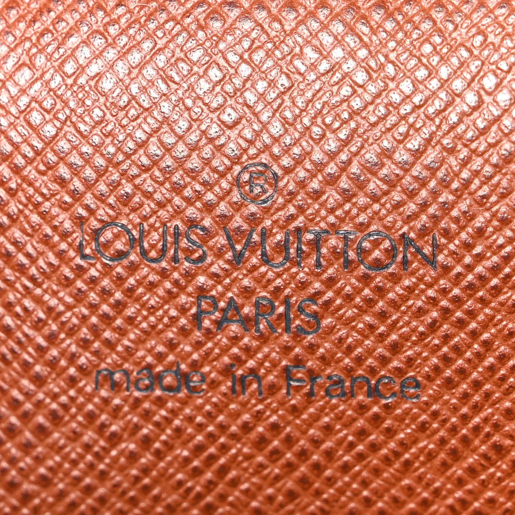 Monogram Amazone