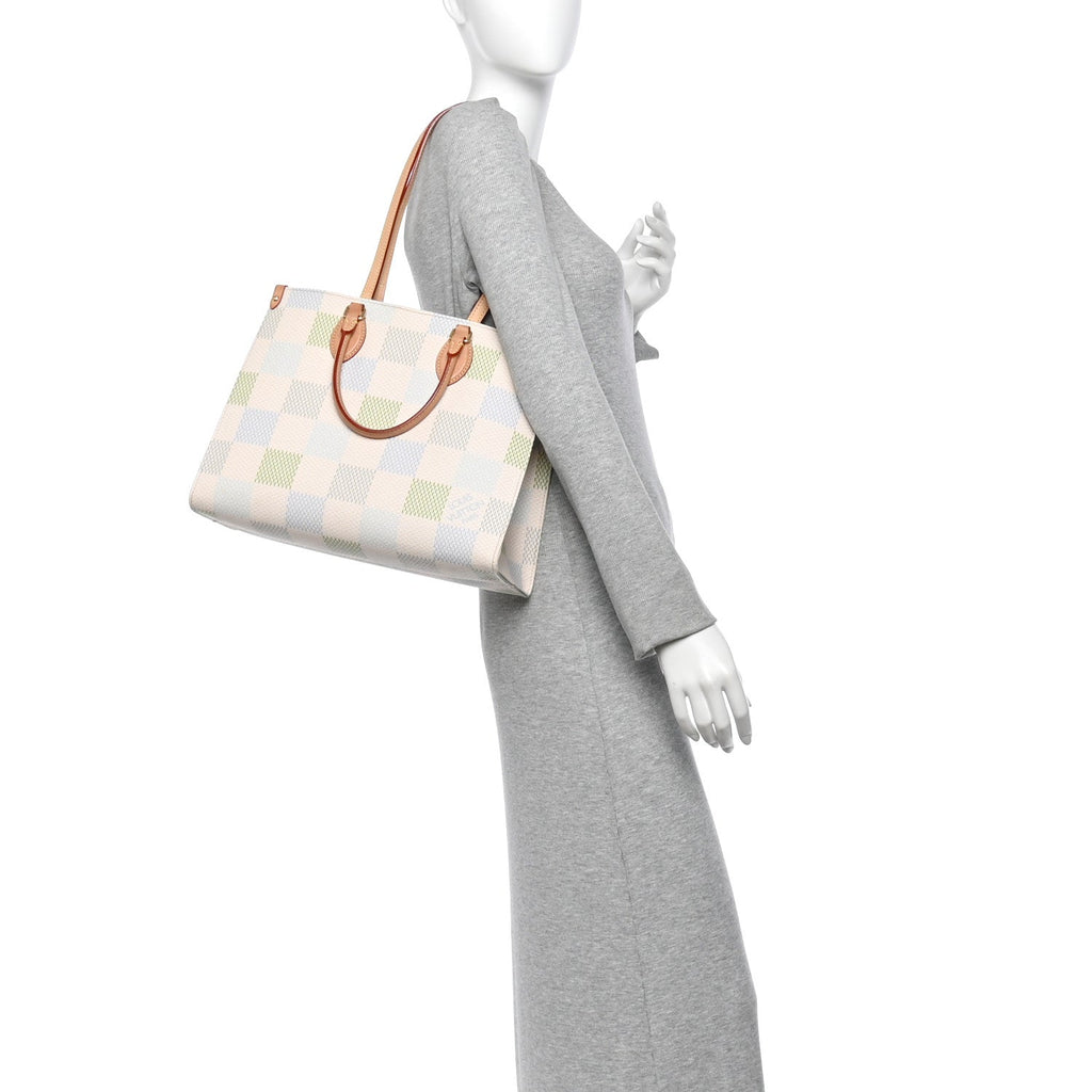 Damier Giant Onthego MM Pistachio