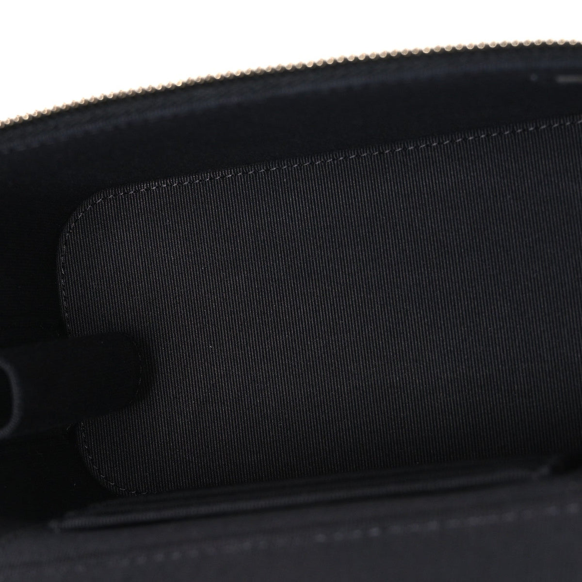 Lambskin Quilted Small Top Handle Vanity Case With Chain Black