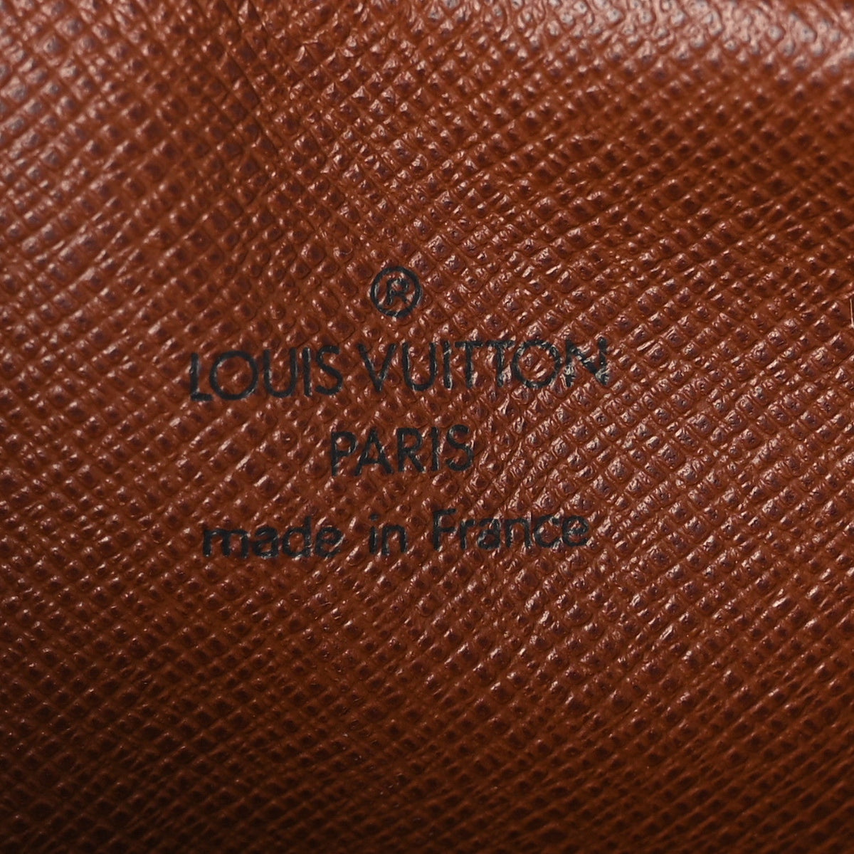 Monogram Amazone