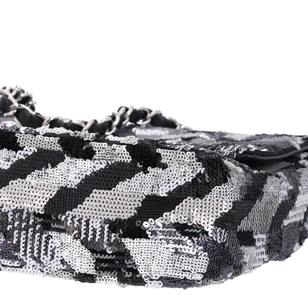 Sequin Medium Single Flap Silver Black