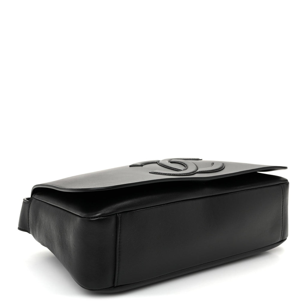 Lambskin CC Maxi Messenger Bag Black