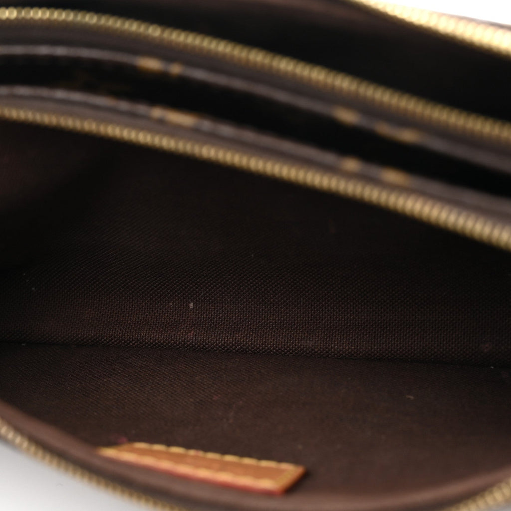 Monogram Liv Pochette