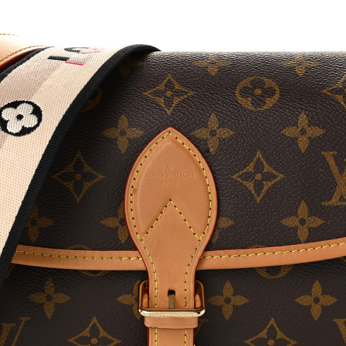 Monogram Diane Black