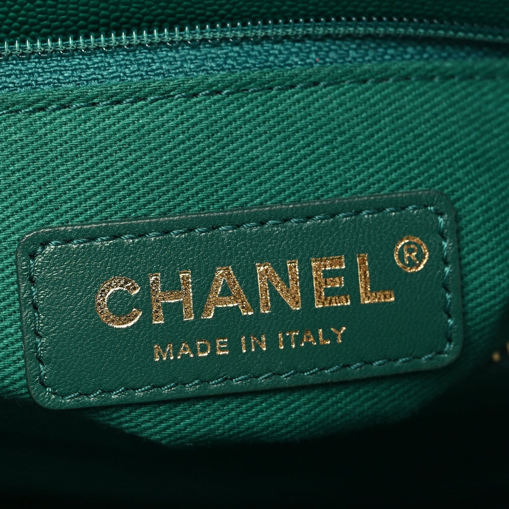 Caviar Quilted Small Coco Handle Flap Green