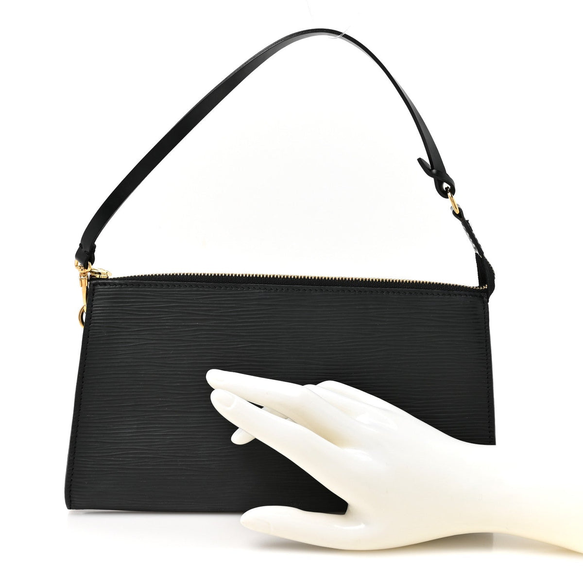 Epi Pochette Accessories 24 Black