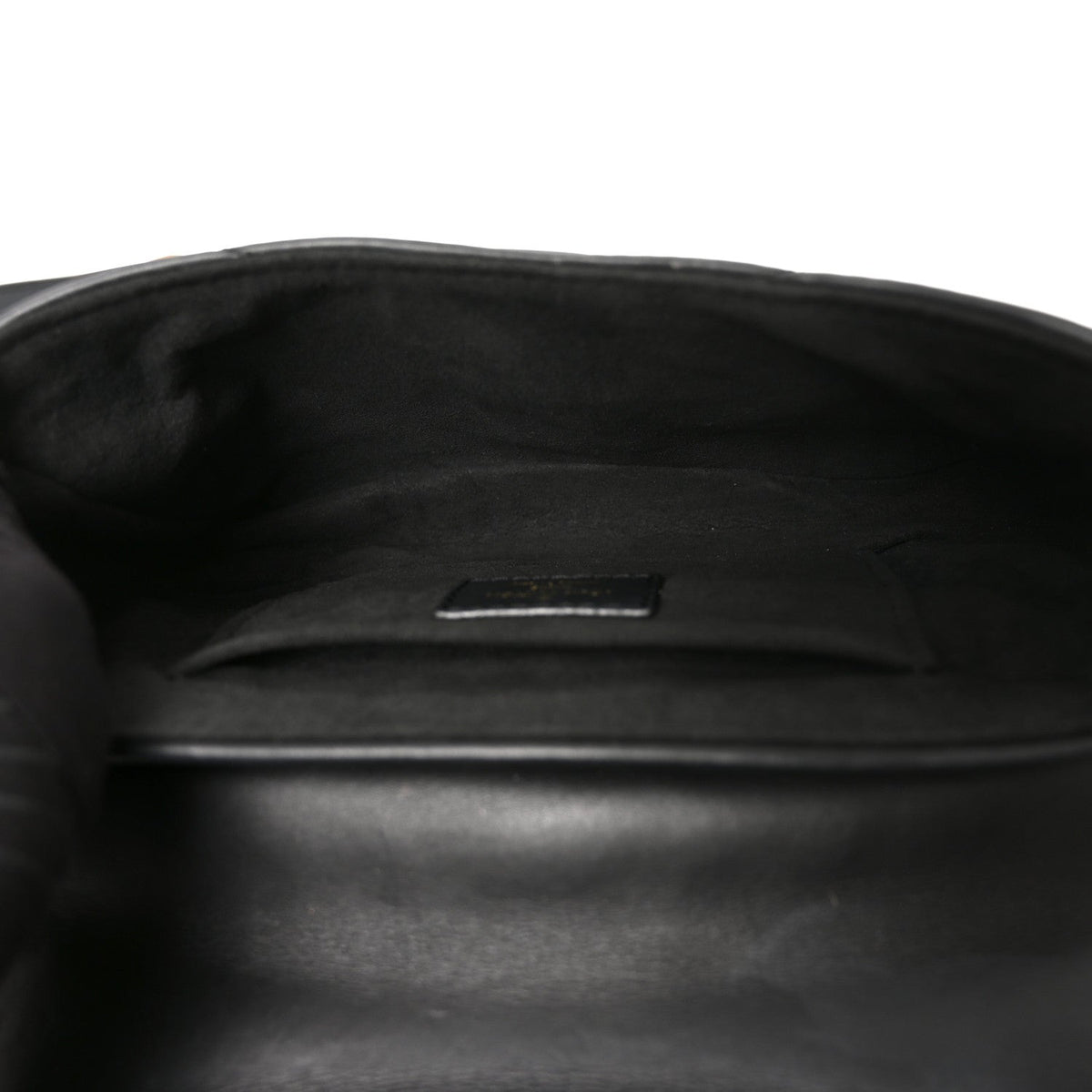 Calfskin New Wave Chain PM Black