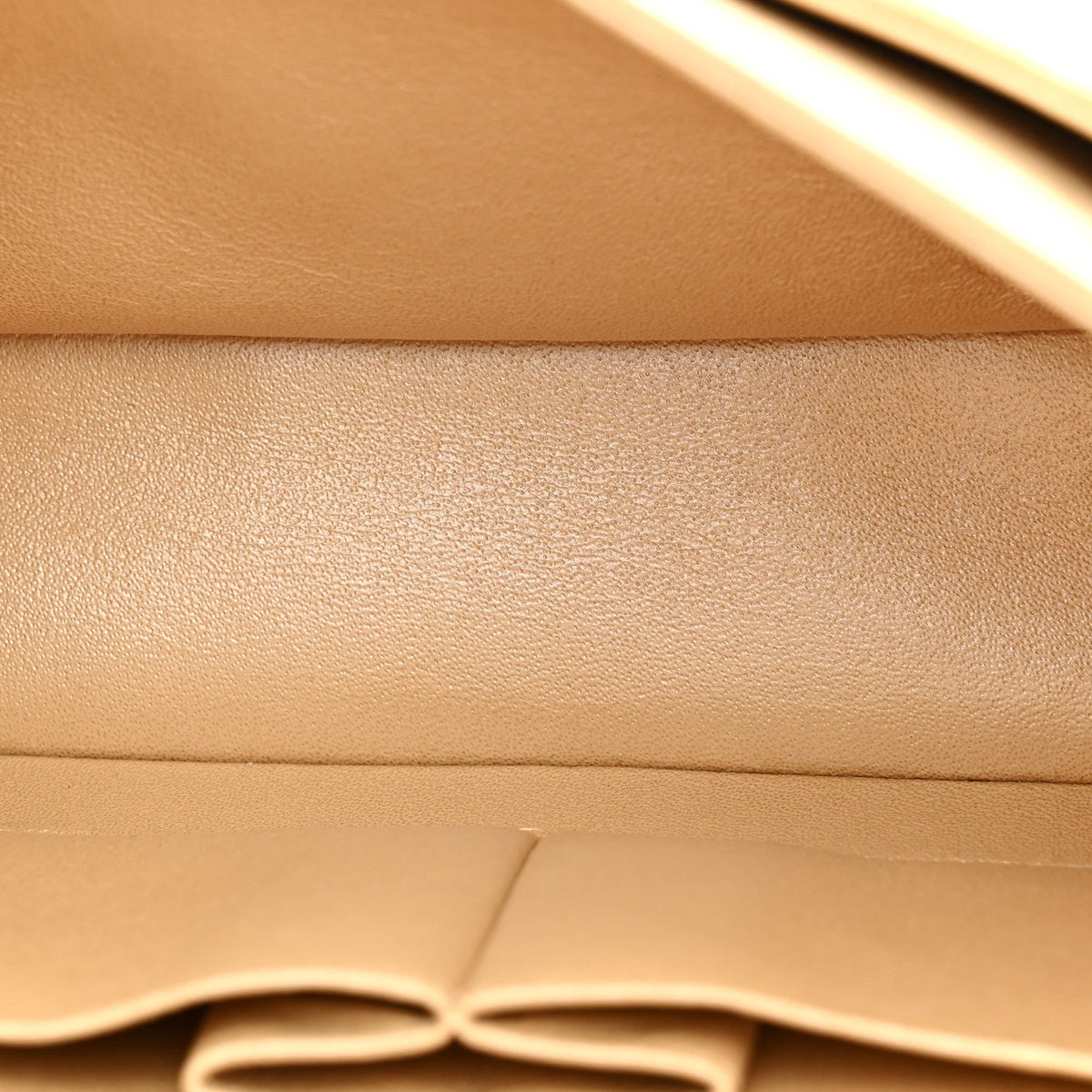 Iridescent Caviar Quilted Medium Double Flap Beige