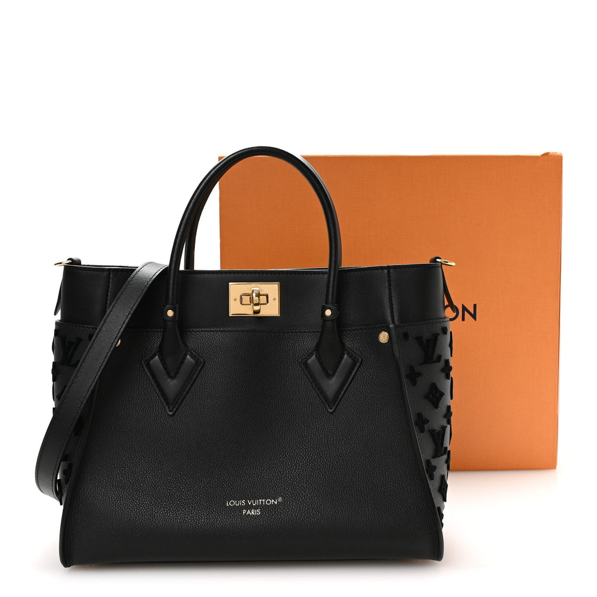 Calfskin Monogram Tufting On My Side Black