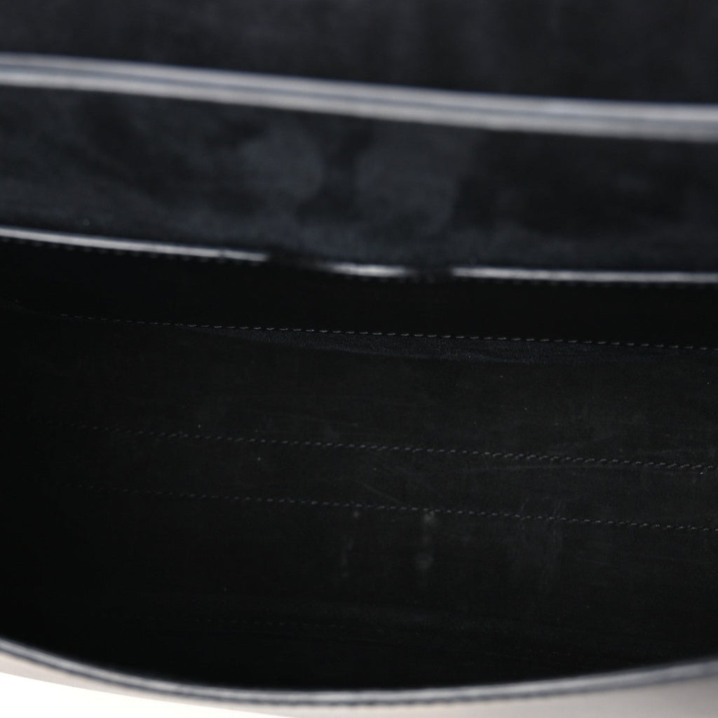 Box Calfskin Large Bobby Flap Black