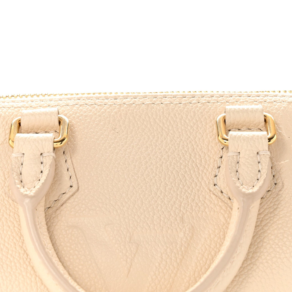 Empreinte Monogram Giant Papillon BB Cream
