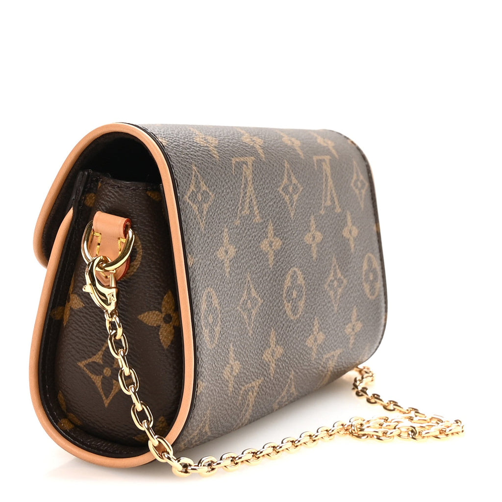 Monogram Pochette Camille