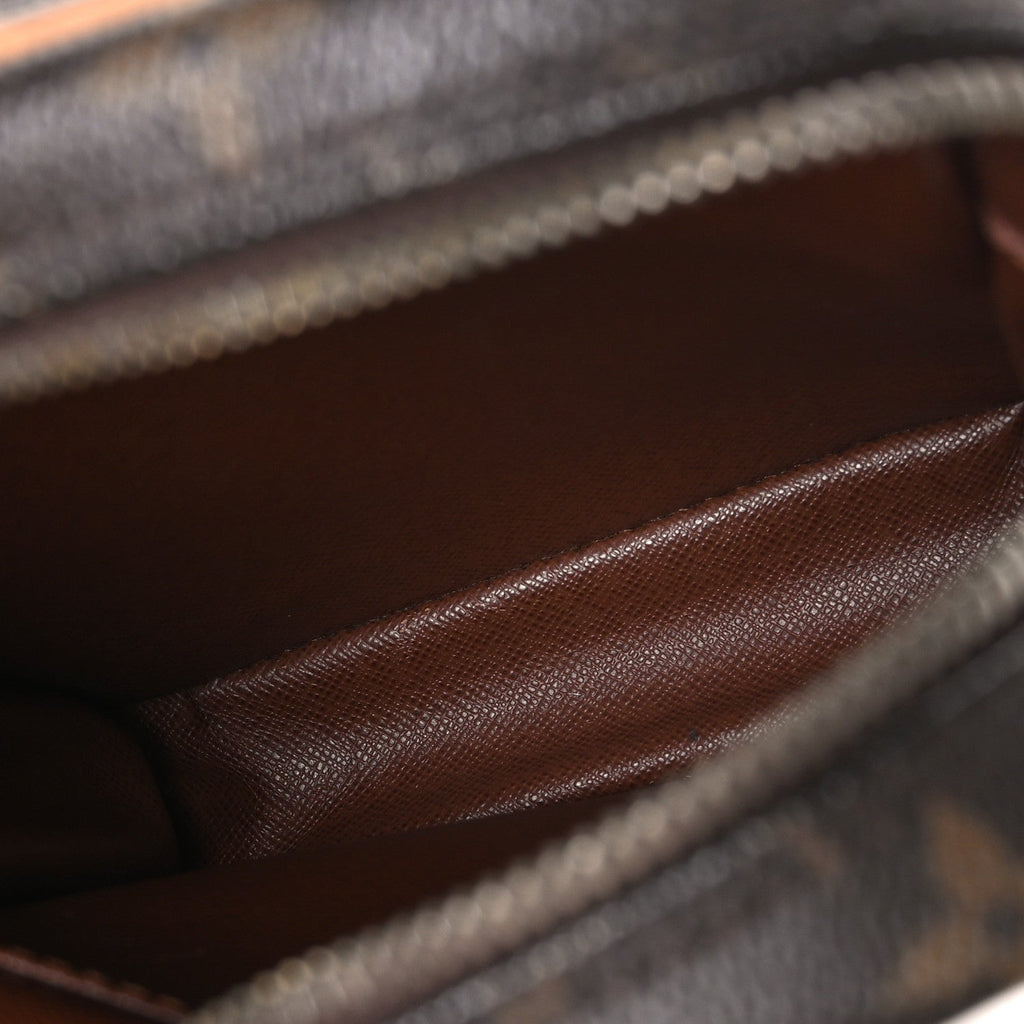 Monogram Amazone