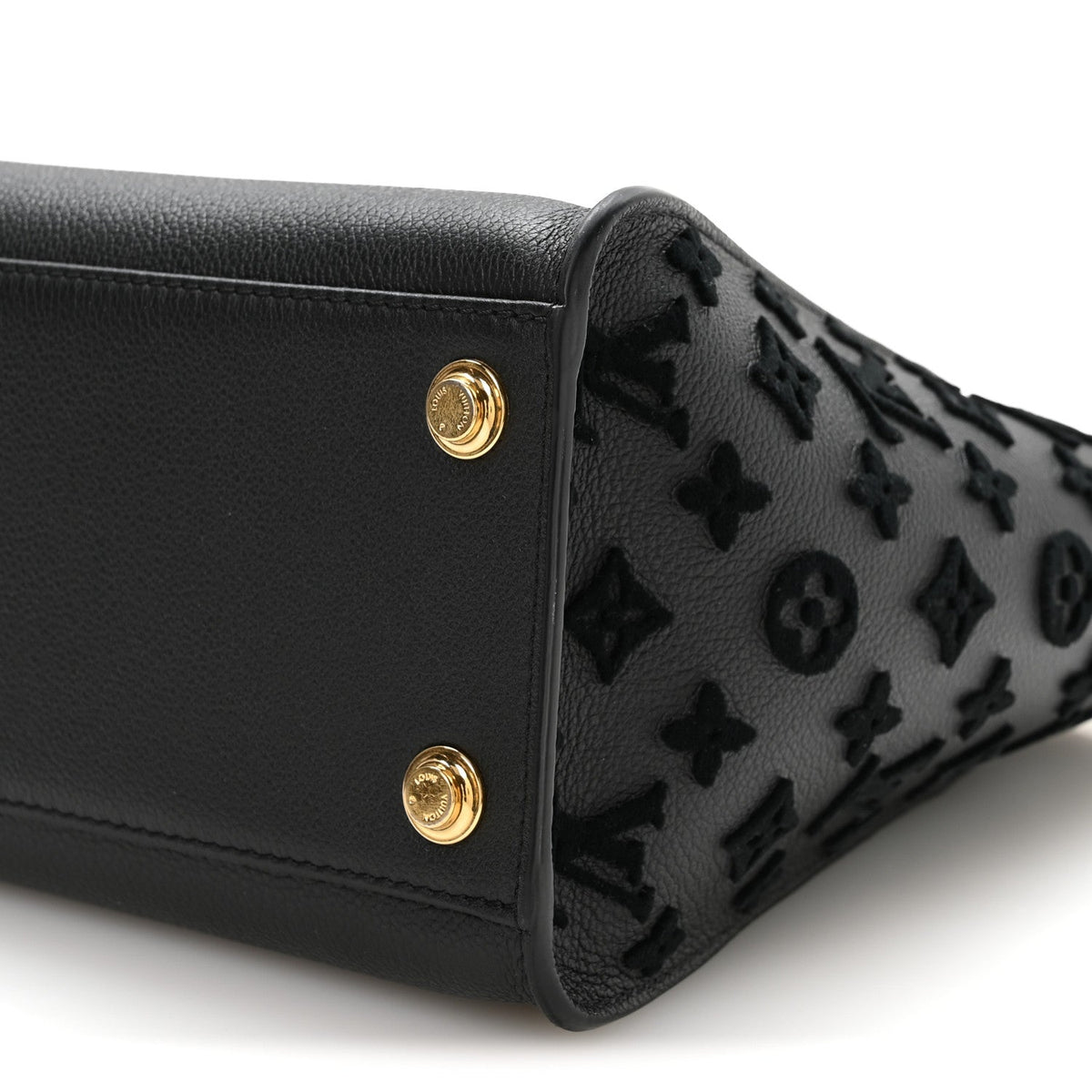 Calfskin Monogram Tufting On My Side Black