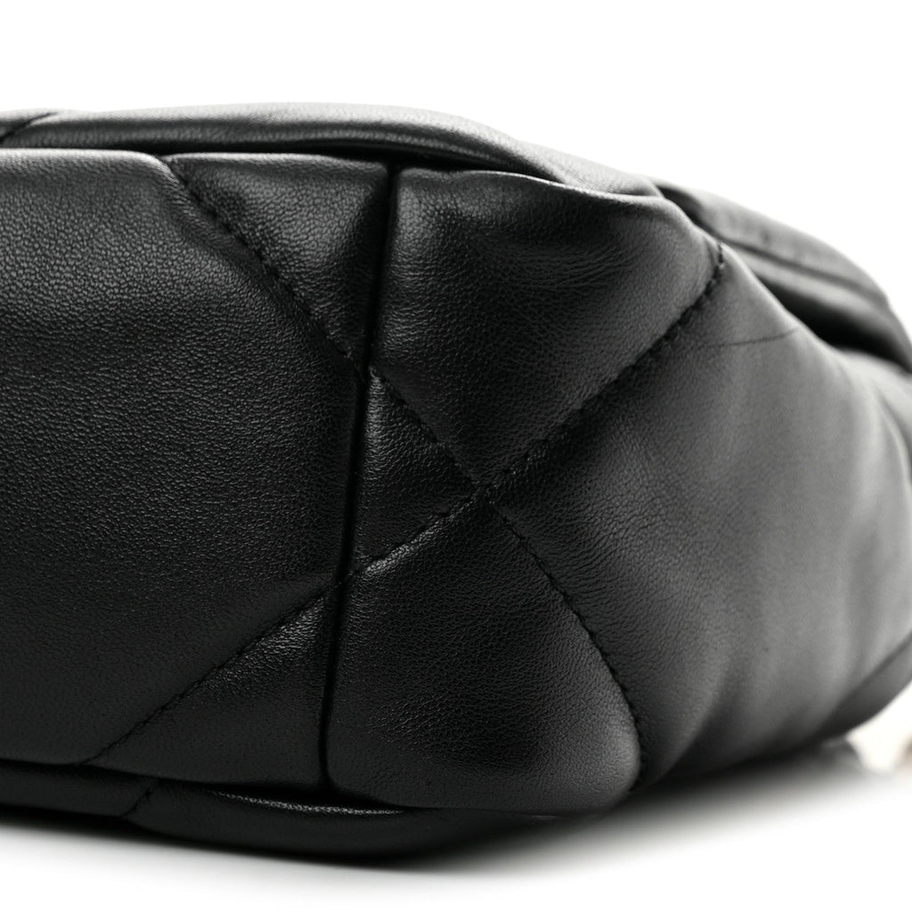 Lambskin Quilted Medium Chanel 19 Flap Black