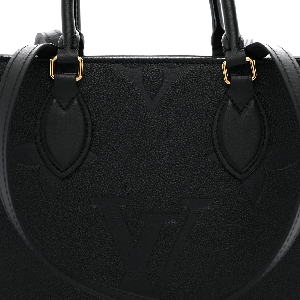 Empreinte Monogram Giant Onthego MM Black