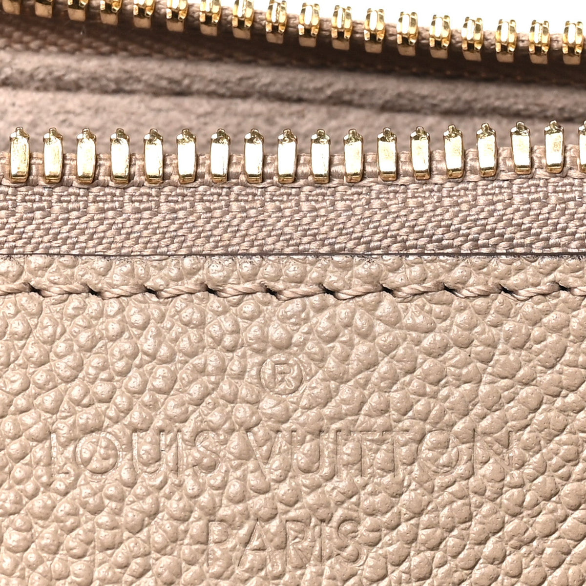 Empreinte Monogram Giant Trianon PM Tourterelle Creme
