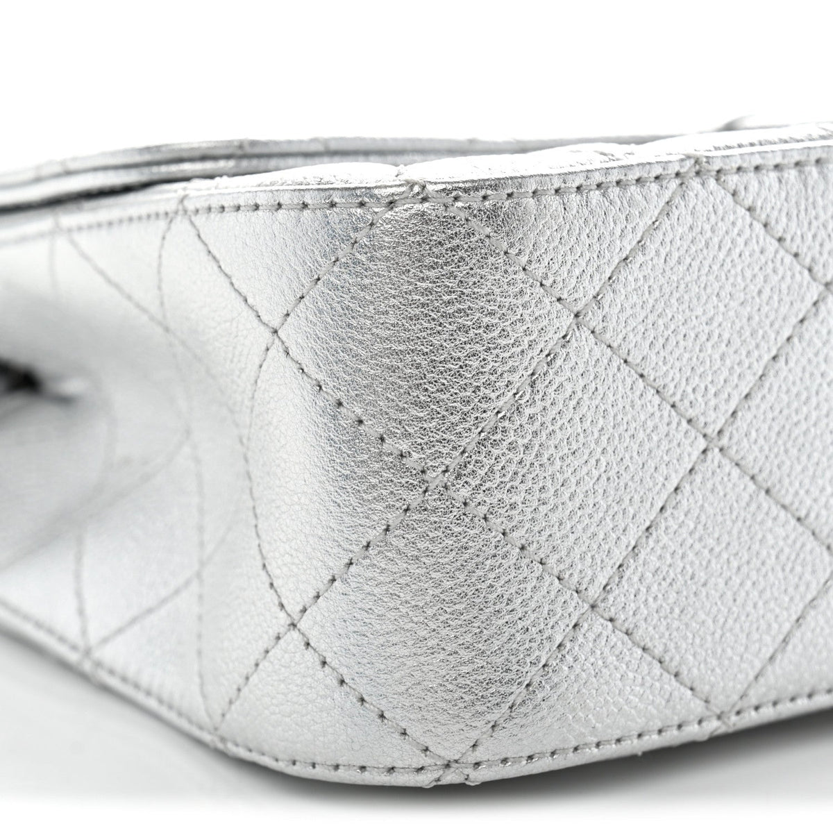 Metallic Caviar Quilted Medium CC Slide Flap Silver