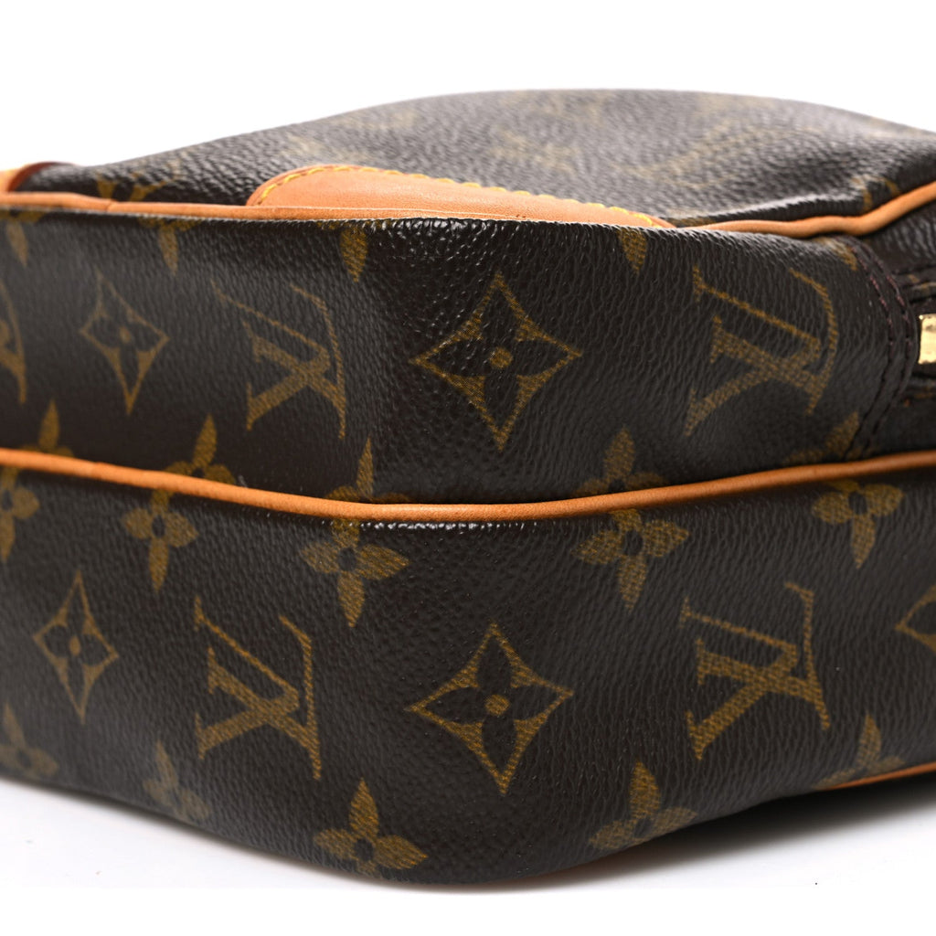 Monogram Amazone