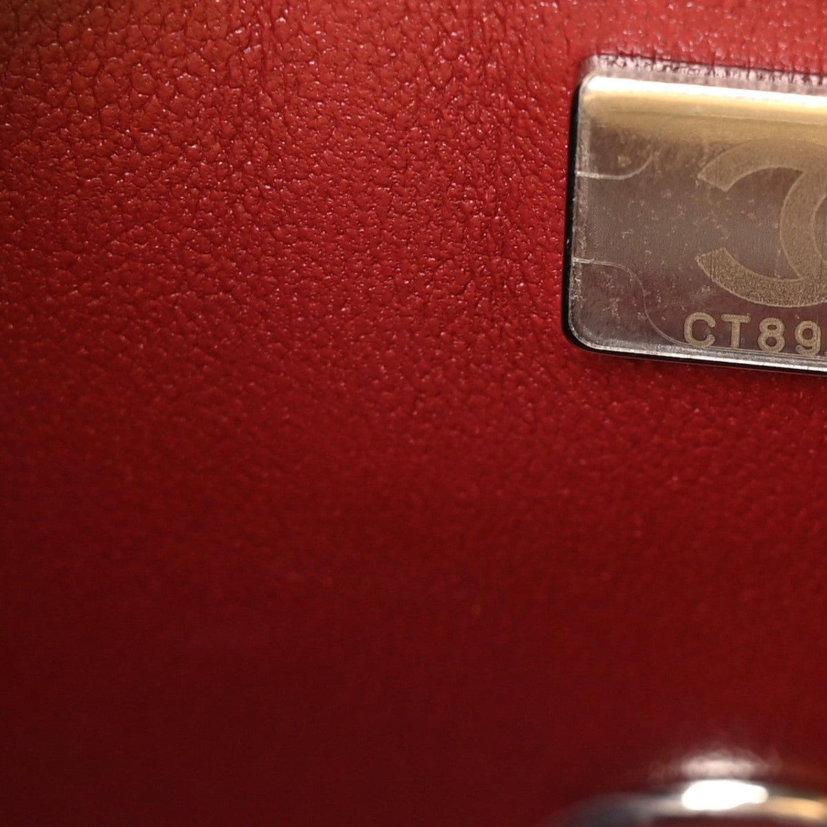 Metallic Calfskin Lizard Embossed Small East West Flap Gold