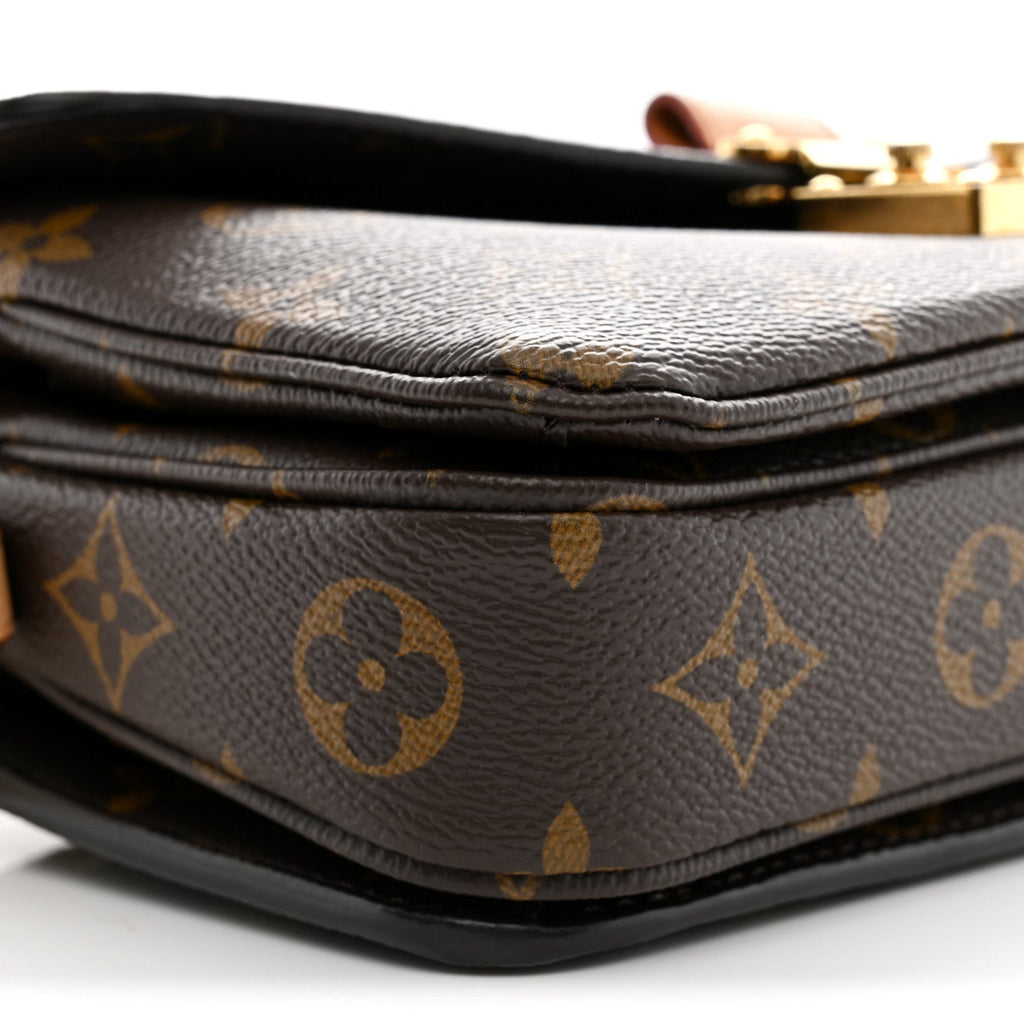 Monogram Pochette Metis East West