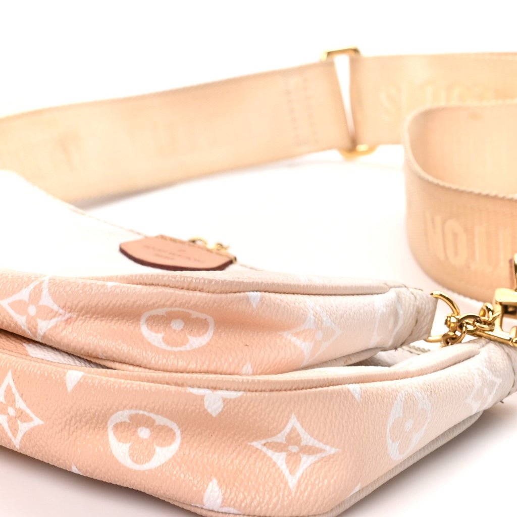 Monogram Giant By The Pool Multi Pochette Accessories Brume