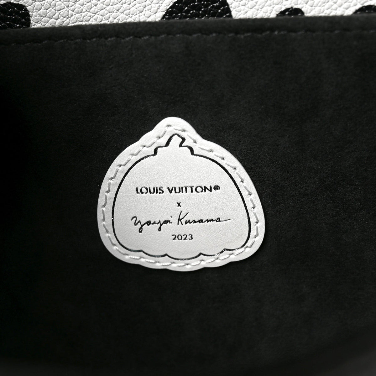 LV x YK Empreinte Monogram Giant Pochette Metis Black