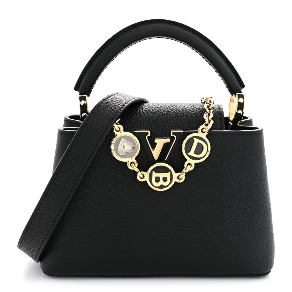 Taurillon Enamel Chain Capucines BB Black