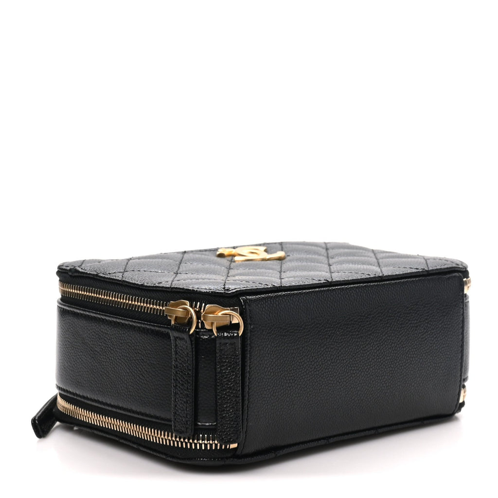 Caviar Quilted Small Pick Me Up Vanity Case Black