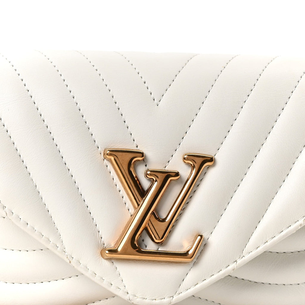 Calfskin New Wave Multi Pochette Snow