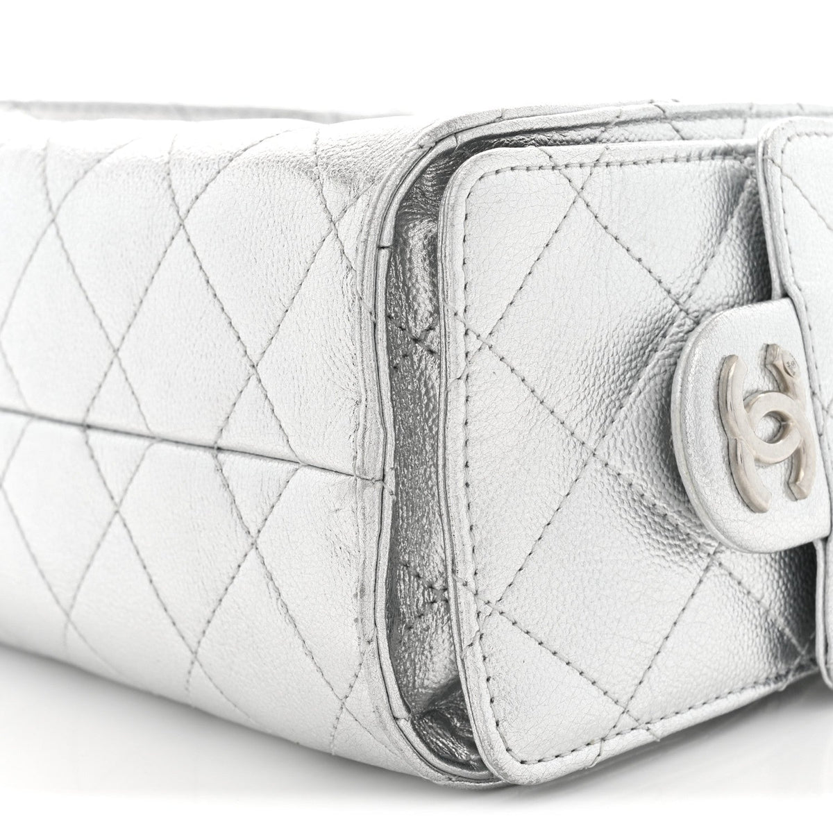 Metallic Caviar Quilted Mini Chanel 25 Handbag Silver