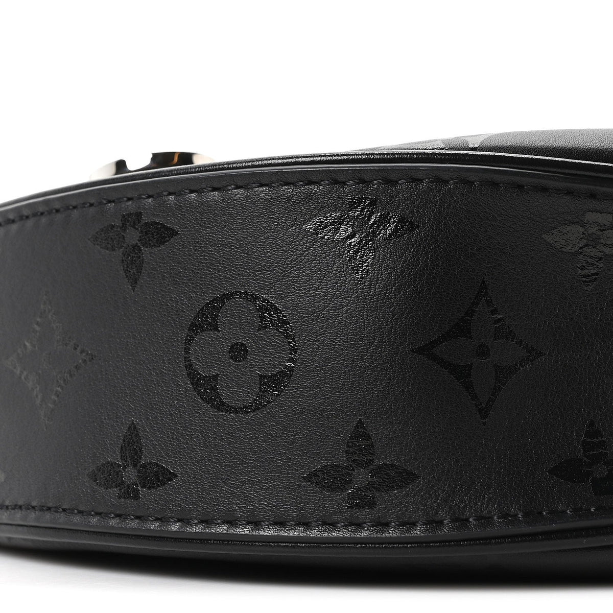 Calfskin Monogram Loop H27 Black