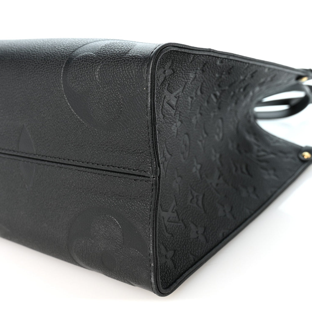 Empreinte Monogram Giant Onthego MM Black