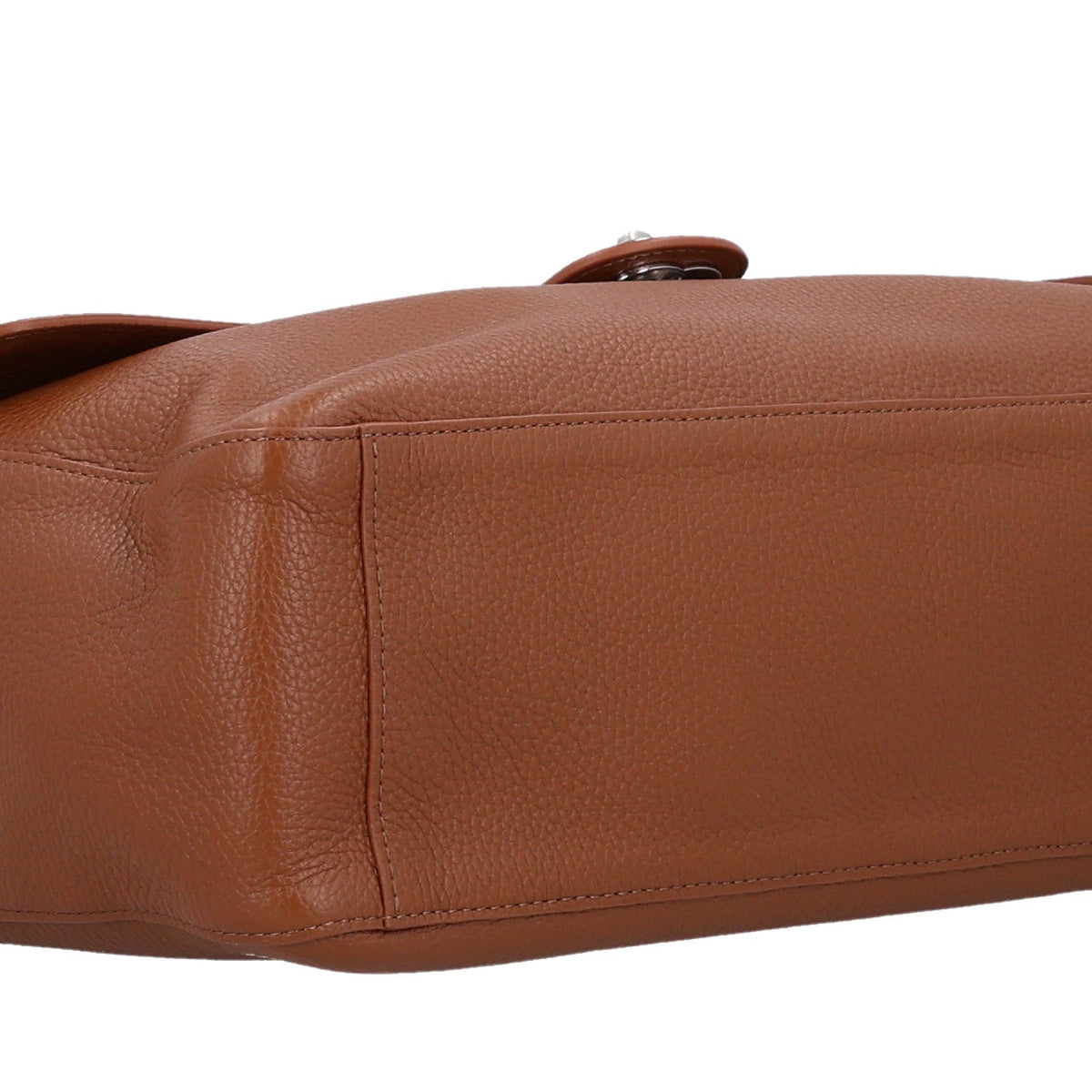Grained Calfskin Souplissimo Maxi Flap Camel