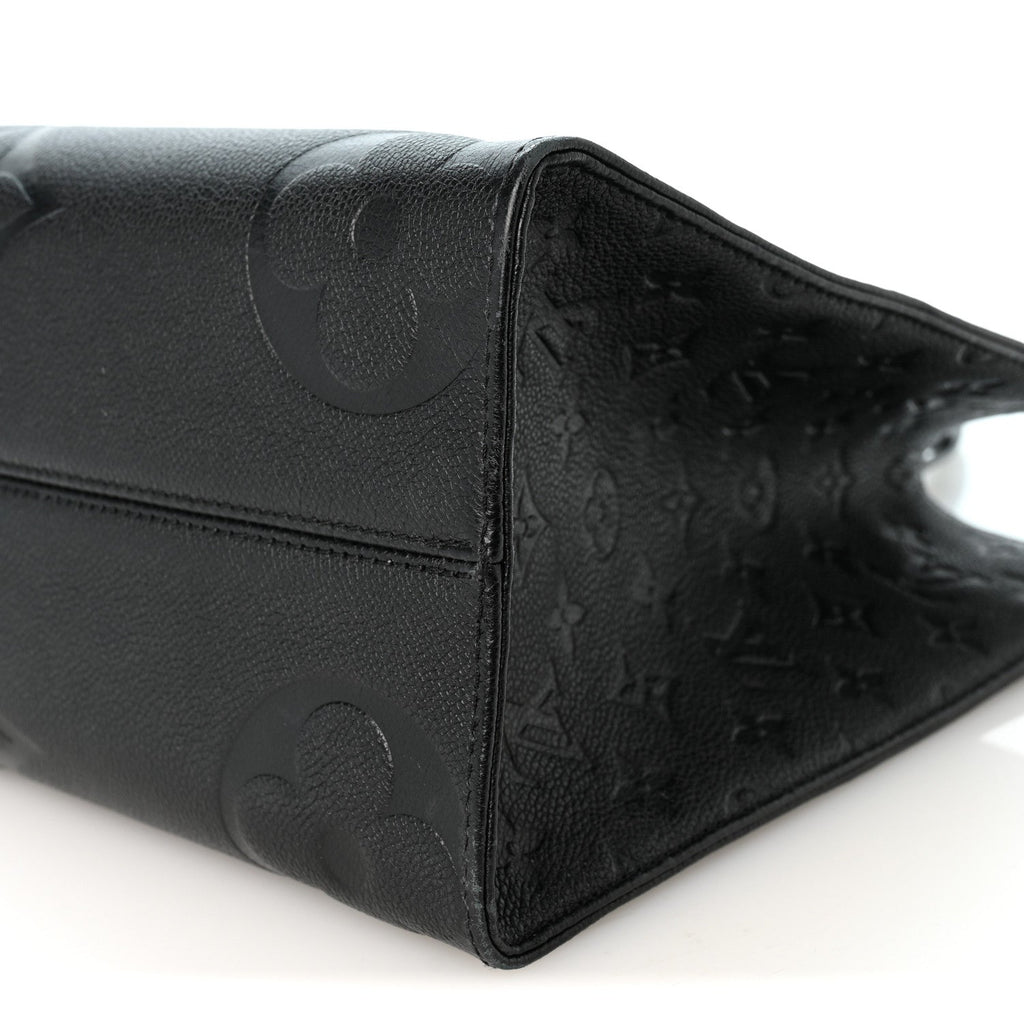 Empreinte Monogram Giant Onthego MM Black