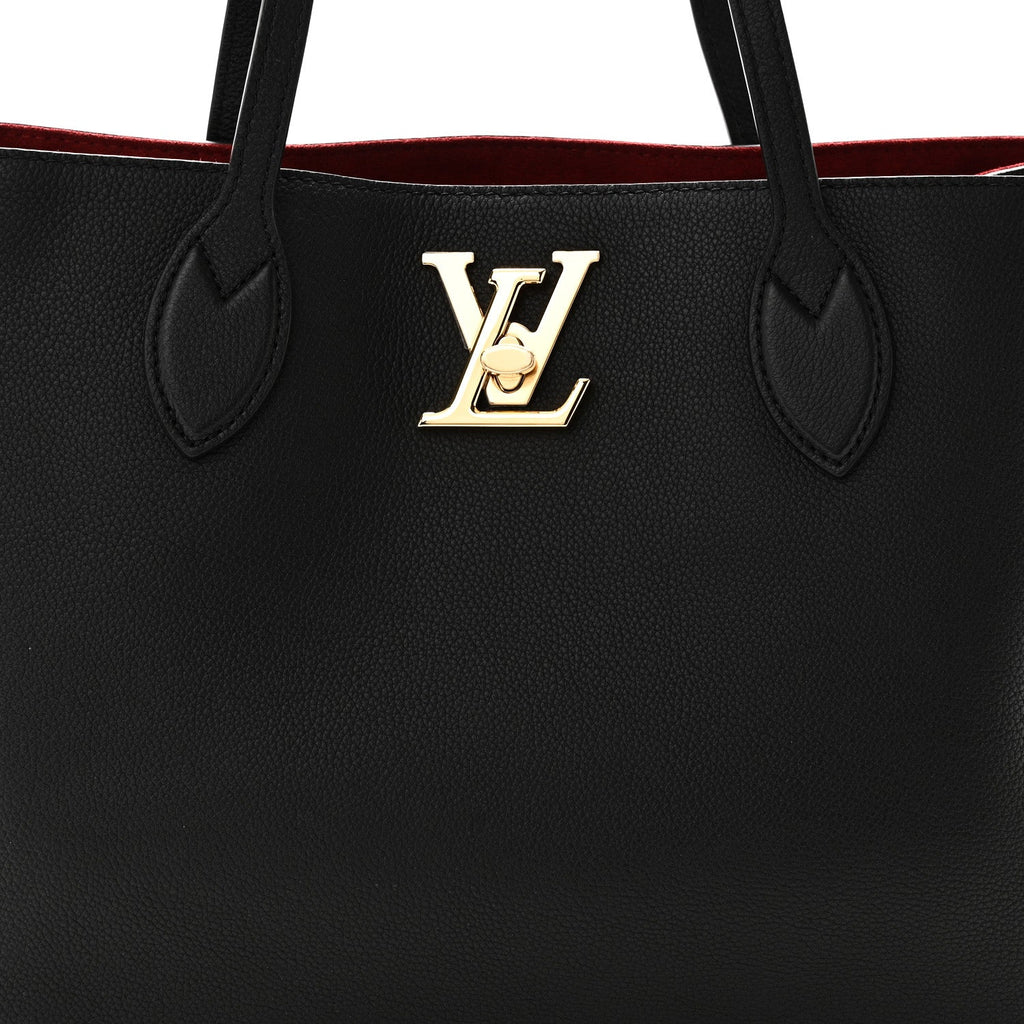 Grained Calfskin Lockme Shopper Black