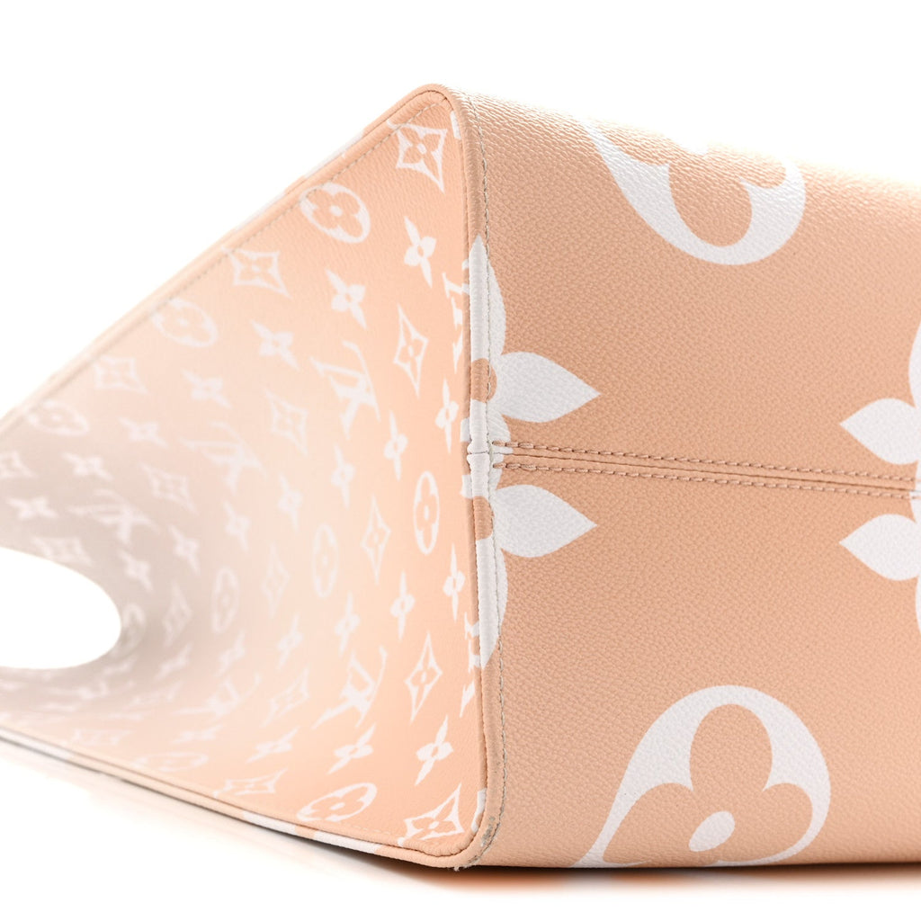Monogram Giant By The Pool OnTheGo GM Brume