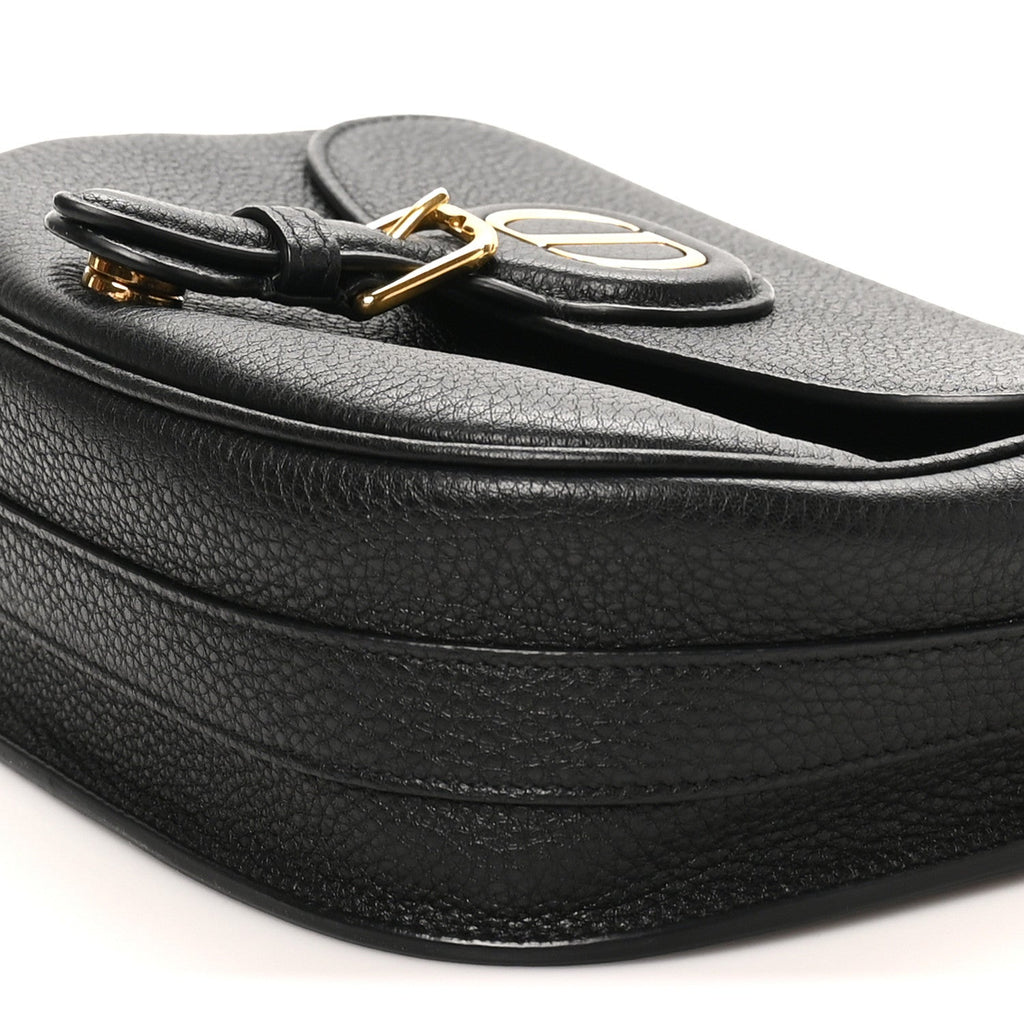 Grained Calfskin Medium Bobby Flap Black