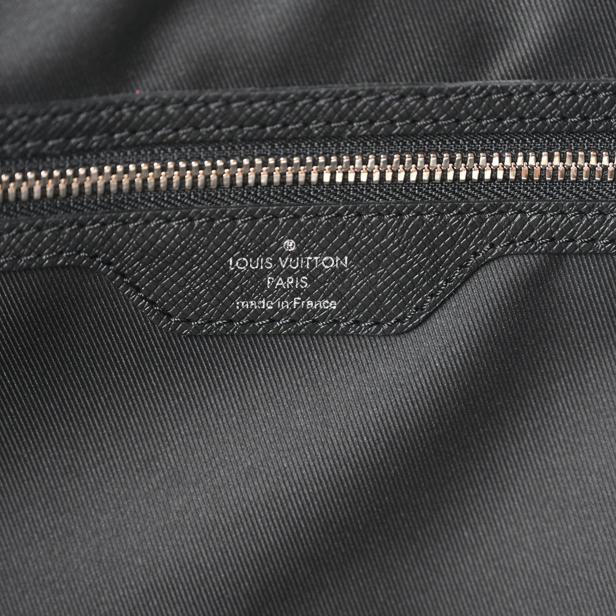 Taiga Monogram Eclipse Keepall Bandouliere 50 Black